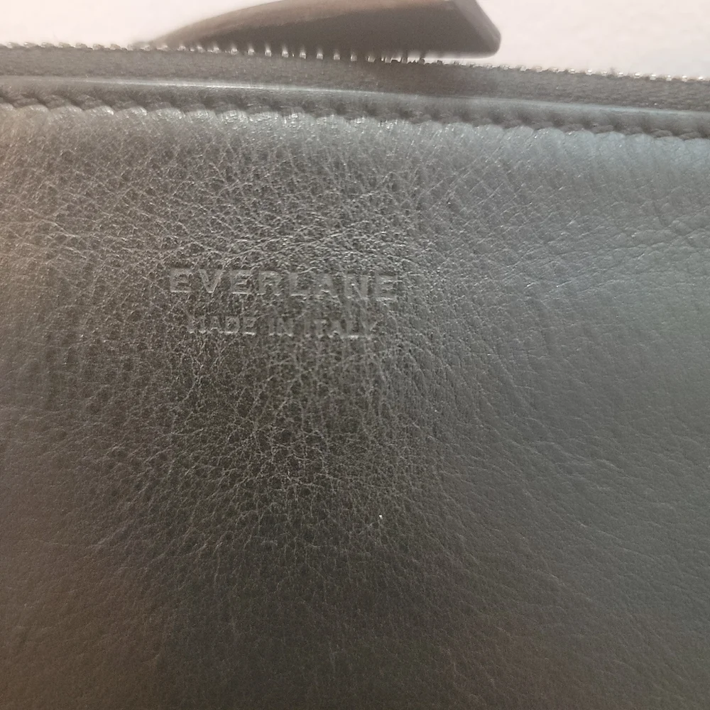 Everlane Black Leather Crossbody - Picture 6 of 15